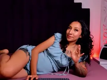 Chaturbate Free Porn Cam of annie_u