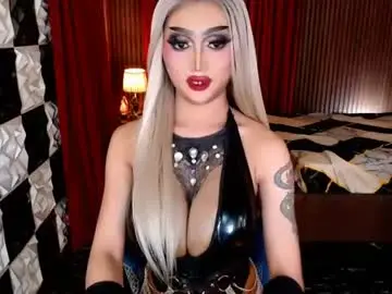 Chaturbate Best live sex cam show of ellahemperialts