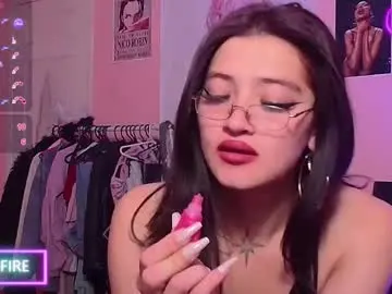 Chaturbate Free Porn Cam of moonfiredance