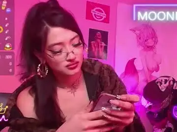 Chaturbate Sex Chat of moonfiredance