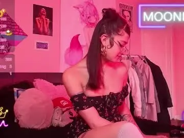 Chaturbate Adult Video Chat of moonfiredance