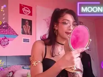 Chaturbate Adult Webcam of moonfiredance