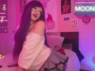 Chaturbate Adult Webcam of moonfiredance