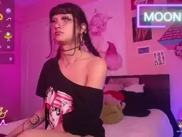 Chaturbate Adult Video Chat of moonfiredance