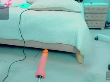 Chaturbate Sex Cam of emiilysaenzz