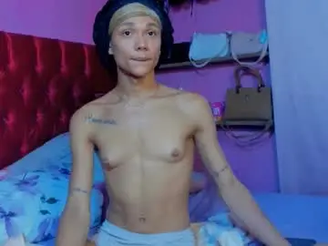 Chaturbate Live Sex Cam of flower_weed