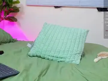 Chaturbate Best live sex cam show of nikkita_ubba