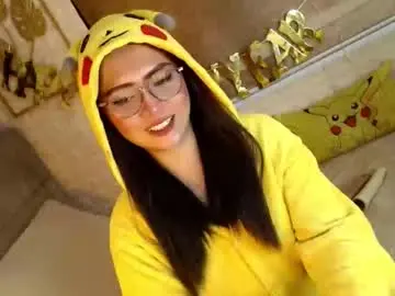 yourdevilsweettsx from chaturbate