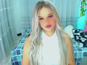 Chaturbate Live Sex Cam of zoeschmmit