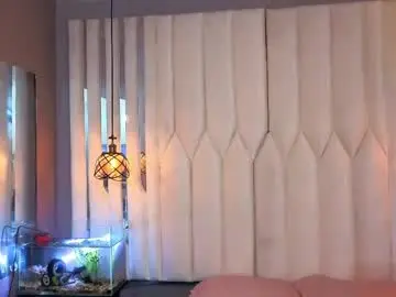 Chaturbate Live Sex Cam of megan_do_santos