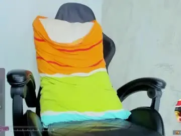 Chaturbate Free Live Porn of arya_lorens