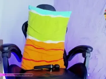 Chaturbate Free Live Porn of arya_lorens