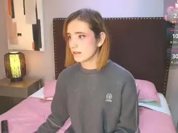 Chaturbate Live Porn of seraphine_star