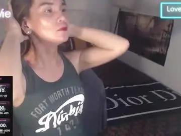 Chaturbate Best live sex cam show of xqueenyasiandomcumx