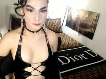Chaturbate Live Sex Cam of xqueenyasiandomcumx