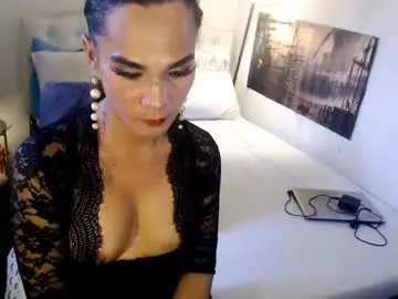 Chaturbate Sex Cam of xqueenyasiandomcumx