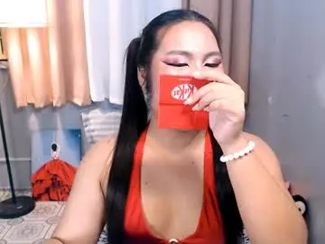 xqueenyasiandomcumx from chaturbate