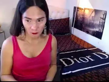 Chaturbate Sex Cam of xqueenyasiandomcumx