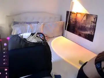 Chaturbate Sex Cam of xqueenyasiandomcumx