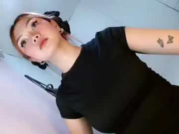 Chaturbate Free Live Porn of hoelychess