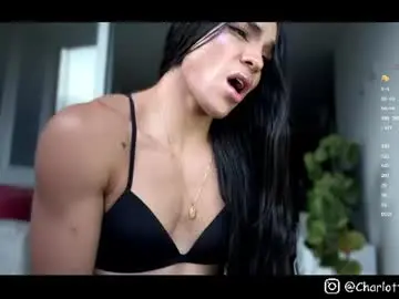 Chaturbate Sex Cam of misscharlottek