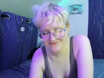 Chaturbate Adult Video Chat of sparkling_water_hate_club