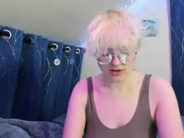 Chaturbate Nude Webcam of sparkling_water_hate_club