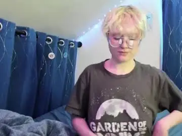 Chaturbate Best live sex cam show of sparkling_water_hate_club