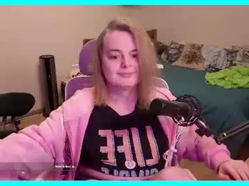 Chaturbate Live Sex Cam of eva_katt