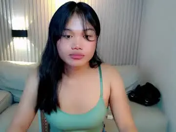 Chaturbate Live Sex Cam of kina_greyx