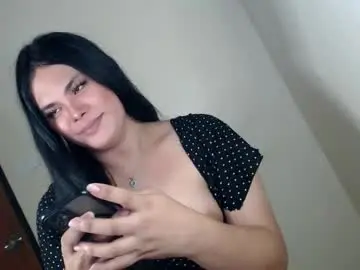 Chaturbate Live Porn of maddiejackson