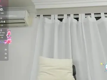 Chaturbate Best live sex cam show of mia_hornny_