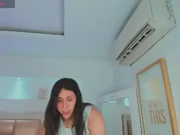 Chaturbate Live Sex Cam of aryloverx
