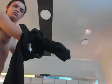 mariiahneedles from chaturbate