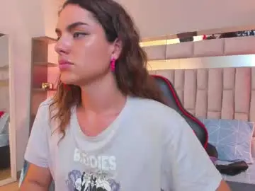 Chaturbate Adult Video Chat of mariiahneedles