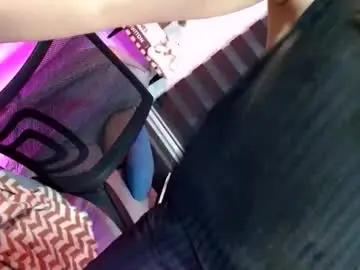 Chaturbate Free Porn Cam of ladyfox_95