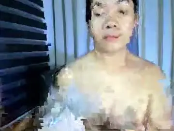 Chaturbate Free Porn Cam of ladyfox_95