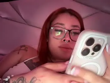 Chaturbate Live Sex Cam of katy_monrroy