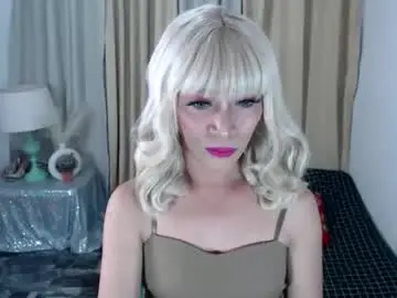 Chaturbate Live Sex Cam of sexy_yllona