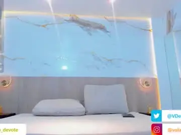 Chaturbate Watch Live Sex Cams of valirya_devote