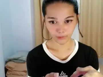 Chaturbate Watch Live Sex Cams of louilalicious