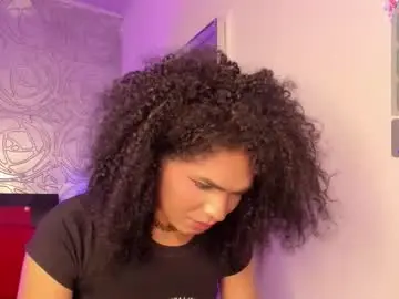 Chaturbate Watch Live Sex Cams of _vennuss_