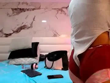 Chaturbate Live Sex Cam of emily_lady20