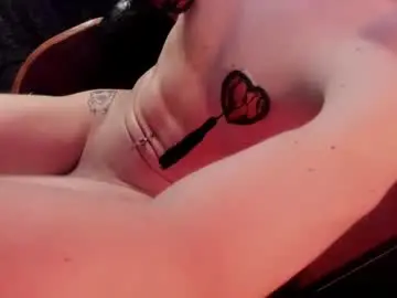 Chaturbate Live Sex Cam of misselissehillx