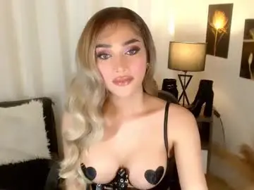 Chaturbate Free Live Porn of la_patrona18