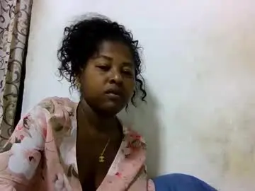 Chaturbate Live Sex Cam of ravolossa