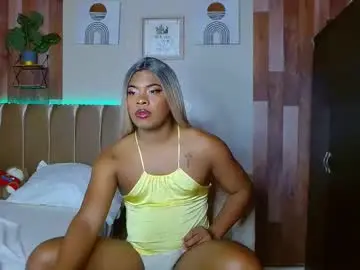 eletrabrowns from chaturbate