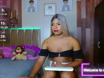 Chaturbate Watch Live Sex Cams of eletrabrowns