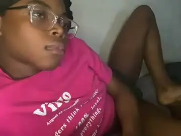 Chaturbate Nude Webcam of transgirl_omi