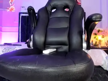 Chaturbate Live Sex of amber_18x